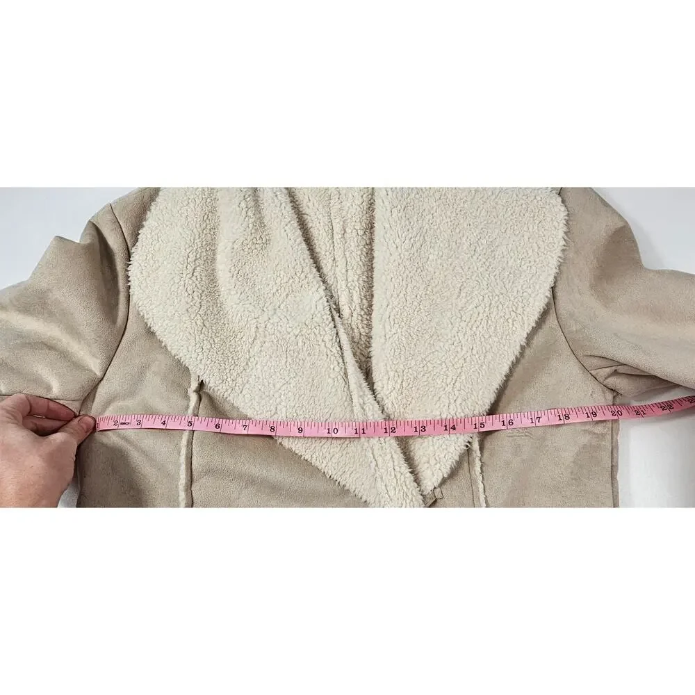 Faux Shearling jacket sherpa lined SOFT EUC warm winter jacket mountain khakis M